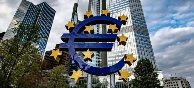 Euro Bölgesi ikinci çeyrekte beklentilerin üzerinde büyüdü