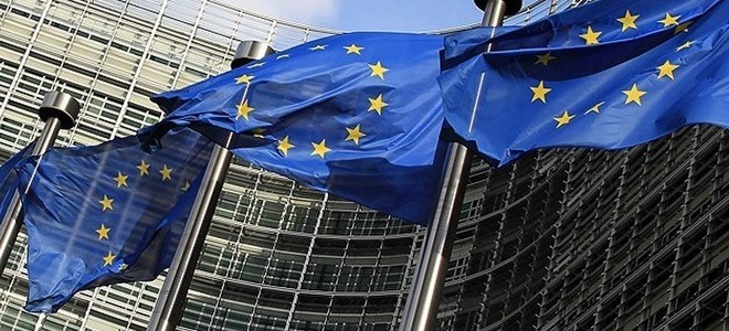 Euro Bölgesi’nde Büyüme Yavaşlarken, ABD'de Hızlanıyor