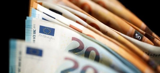 Euro Bölgesi'nde enflasyon yüzde 2 seviyesine geriledi