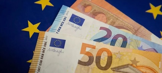 Euro Bölgesi'nde tüketicinin enflasyon beklentisi yükseliyor