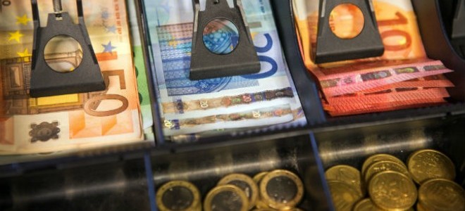 Euro Bölgesi'nde ÜFE nisanda düştü