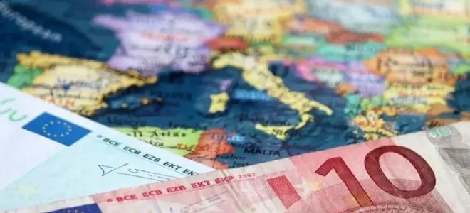 Euro Bölgesi'nde üretici fiyatları geriledi