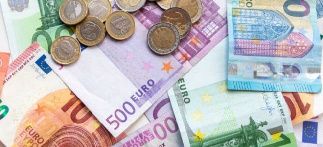 Euro Bölgesi'nde yatırımcı güveni 13 ayın en yüksek seviyesine yükseldi