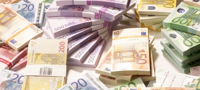 Euro Bölgesinde Güçlü Ekonomik Veriler Hisse Senedi Piyasalarına Güven Verdi