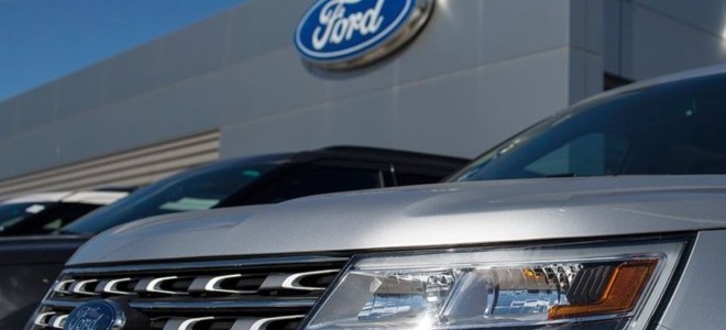 Ford, tarife belirsizliği sonrası mali tahminlerini askıya aldı