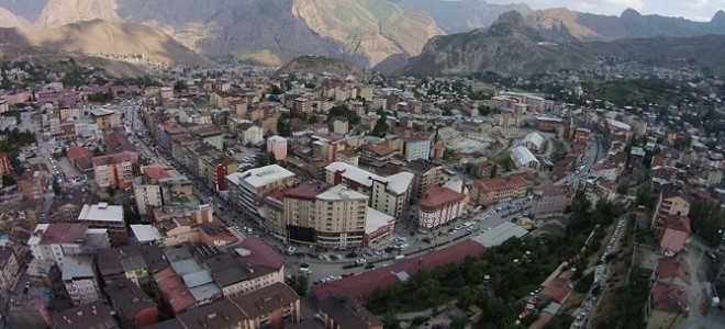 Hakkari'deki Kiralar El Yakıyor