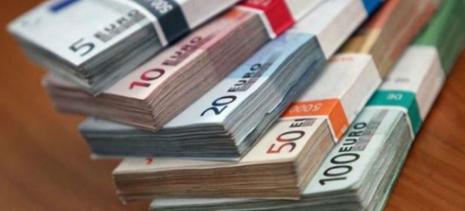 Hazine Eurobond İhracıyla 2 Milyar Dolar Borçlandı