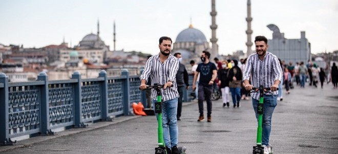 İBB, elektrikli scooterlar için yeni eylem planını duyurdu: Hız sınırı belirlendi