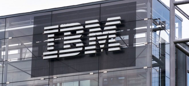 IBM'in geliri ilk çeyrekte arttı 