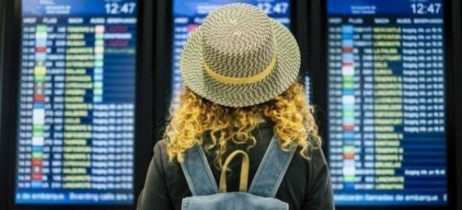 İlk 4 ayda 64 milyon kişi hava yolu ile seyahat etti