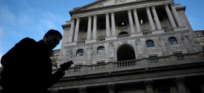 İngiltere’de artan enflasyona karşı İngiltere Merkez Bankası’nın atabileceği adımlar tartışılıyor