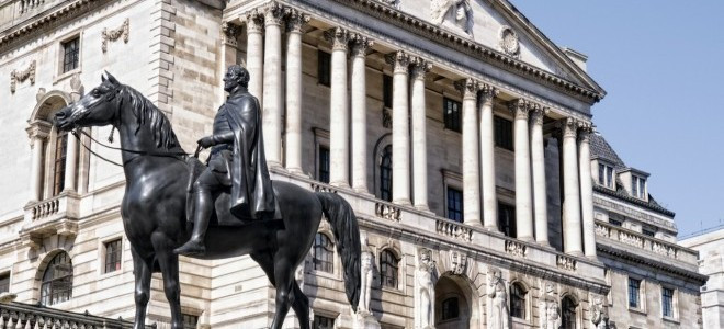 İngiltere Merkez Bankası'ndan 25 baz puanlık faiz indirimi 