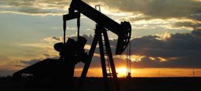 İran’dan ABD'nin petrol yaptırımlarına tepki