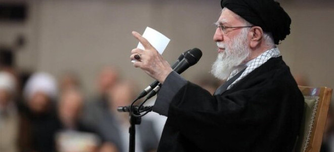 İran dini lideri Hamaney’den halka birlik olma çağrısı