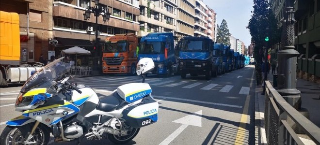 İspanya'da hükümetin teklifini reddeden taşımacılık sektöründeki grev büyüyor 