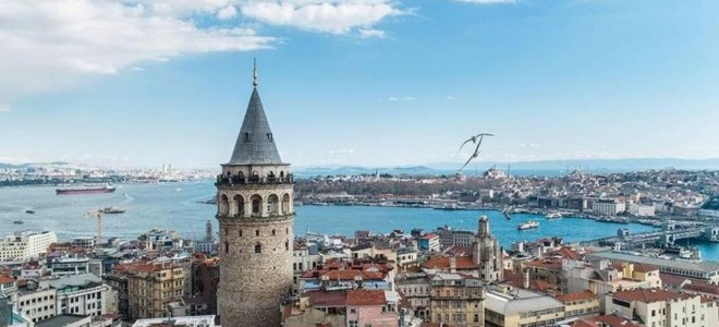 İstanbul son iki ayda yaklaşık 2,5 milyon ziyaretçi ağırladı