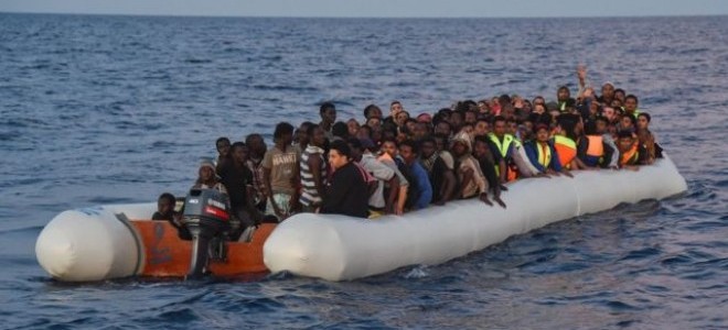 İtalya'da yoğun göçmen akışı sonrasında OHAL ilan edildi