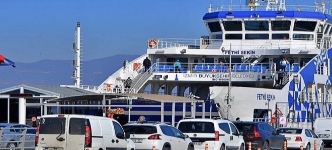 İzmir'de arabalı vapur ücretleri zamlandı