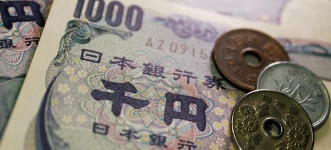 Japonya'da 20 yılın ardından ilk kez yeni banknot tedavüle sokuldu