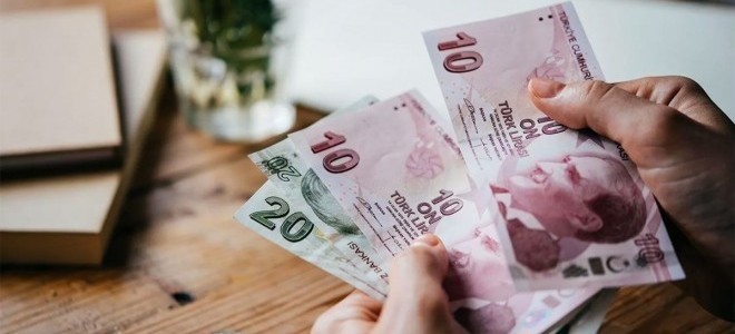 Kademelerine göre zamlı memur maaşları 