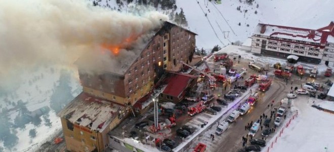 Kartalkaya Kayak Merkezi'nde otel yangını