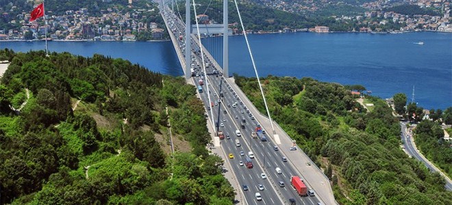 Köprü ve otoyollardan kaçak geçen yabancıların Hazine’ye maliyeti hesaplandı