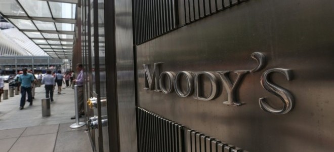 Moody’s : İspanya’nın kamu finansmanını düzeltmesi zaman alacak
