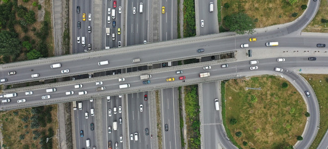 Motorlu kara taşıtları 2024'te 382,8 milyar kilometre yol yaptı
