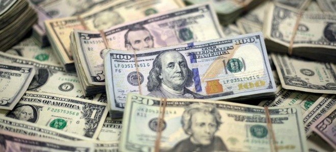 ''Müjde'' açıklaması öncesi dolar düşük seyrediyor