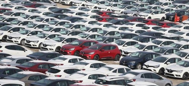 Otomobil ve hafif ticari araç pazarı 8 ayda %46 daraldı