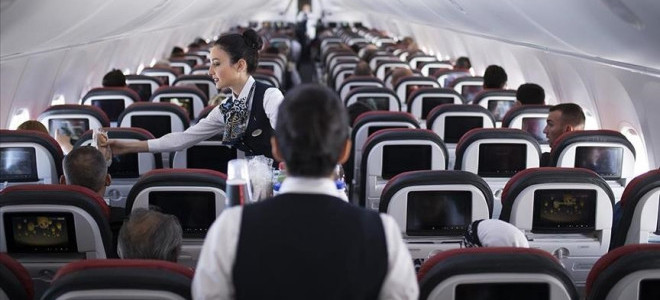 Pegasus açıkladı: Uçakta ücretsiz su dağıtmanın maliyeti belli oldu