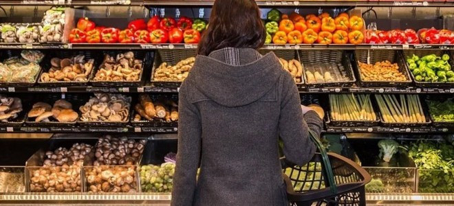 Perakendeciler marketlerin pazar günü kapatılması için onay bekliyor