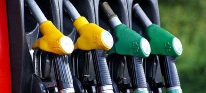 Petrol fiyatları küresel ekonomiye yönelik endişelerle düştü