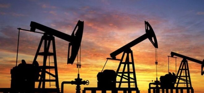 Petrol fiyatları OPEC’ten beklenen üretim kısıtlaması etkisiyle düştü