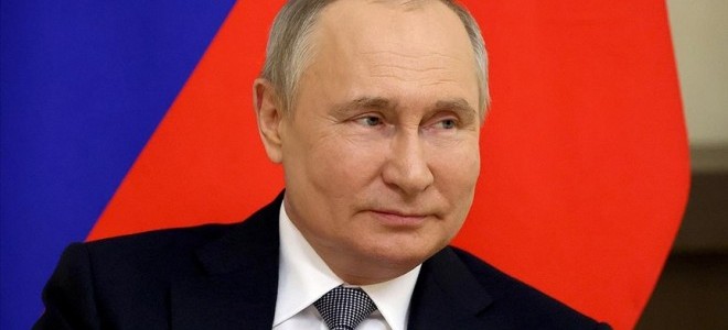 Putin: Rus ürünlerini almayı reddenler şimdi petrole daha fazla para vermek zorunda