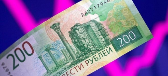 Rus Rublesi nasıl 2022’nin en çok değer kazanan para birimi oldu?