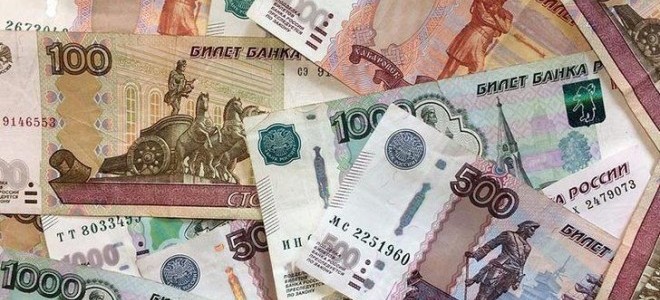Rusya’da borsa üzerinden döviz alımına yüzde 30 komisyon uygulanacak
