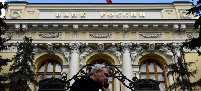Rusya Merkez Bankası'ndan faiz indirimi