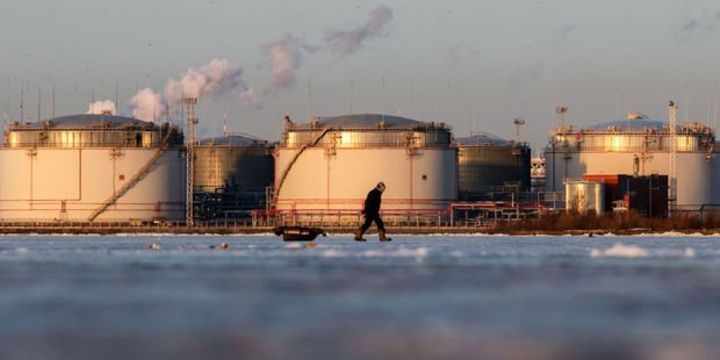 Rusya’nın petrol ve gaz geliri eriyor