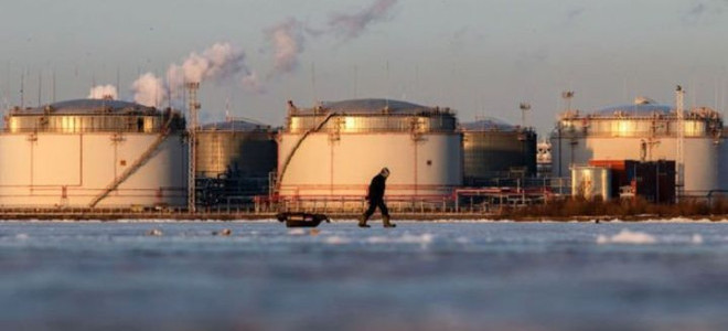 Rusya'nın petrol ve gaz gelirlerinde keskin düşüş