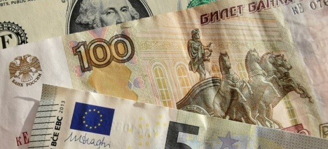 Rusya'nın rezervleri ekimde 60 milyar ruble azaldı