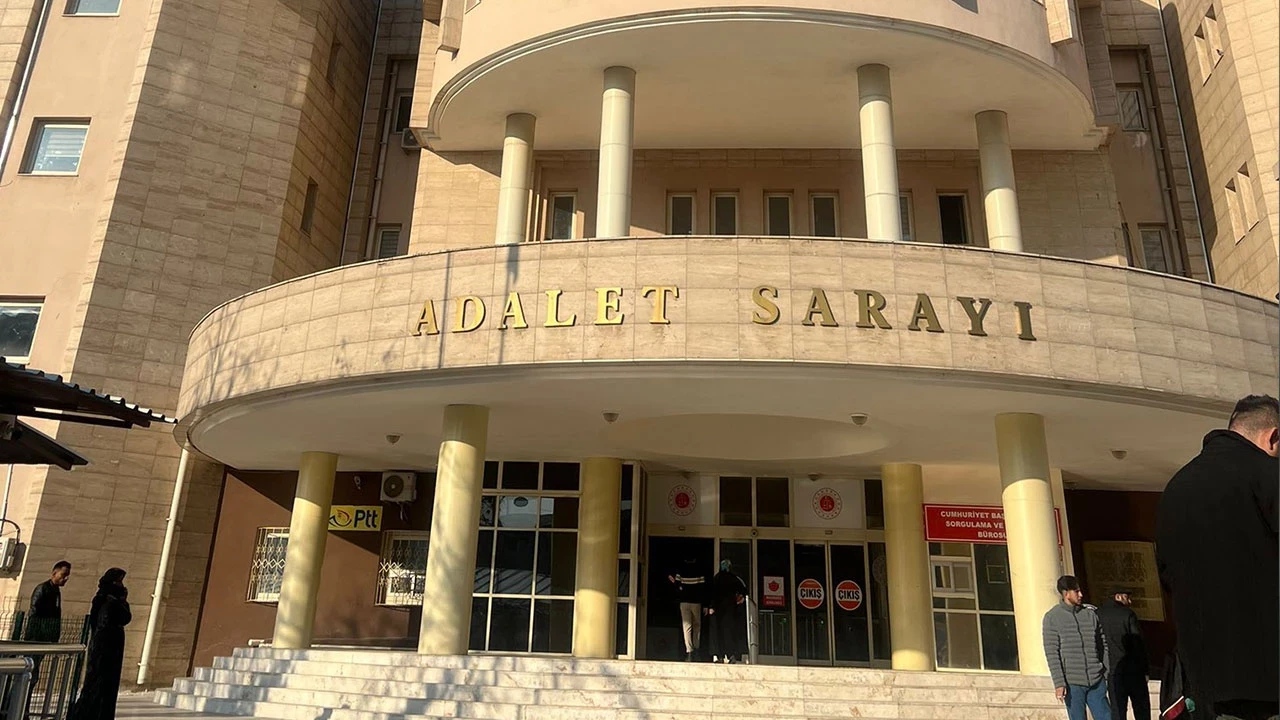 Şanlıurfa Adliyesi'nde patlama meydana geldi