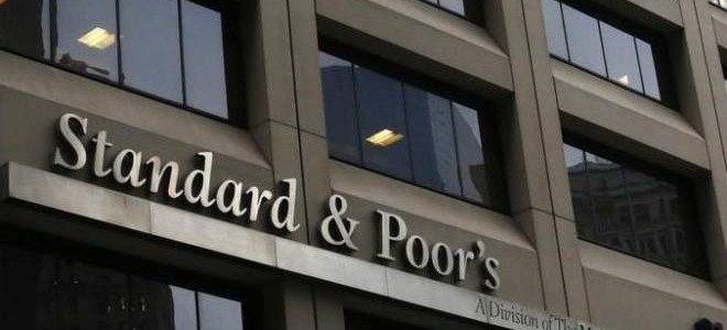 Standar & Poor’s  Türkiye’nin Kredi Notunu Sürpriz Bir Şekilde  Düşürdü