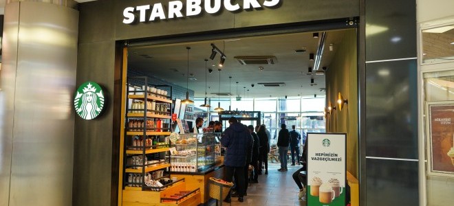 Starbucks'ın küresel satışlarında boykot etkisi