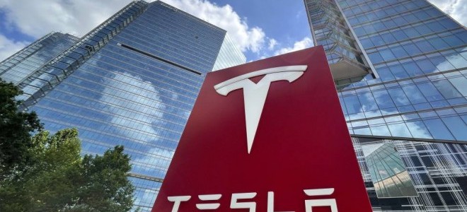 Tesla, ABD'de sunulan teşvikler sonrasında Almanya planlarını gözden geçiriyor
