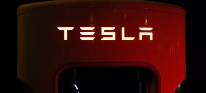 Tesla hisseleri en kötü yıllık kapanışa doğru ilerliyor