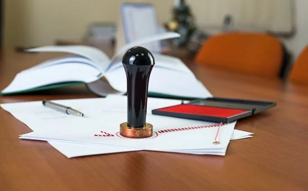 TİHEK'ten noterlerin yaş ayrımcılığına 100 bin TL ceza