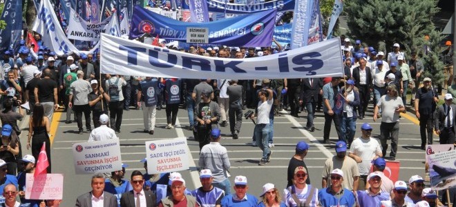 Toplu sözleşme krizi derinleşti: 500'e yakın kuruma grev kararı asılacak