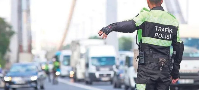 Trafikte yol kesene, toplu etkinliklerde havaya ateş açana caydırıcı cezalar geliyor