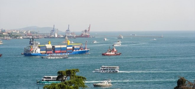 Türk boğazlarından 9 ayda yaklaşık 63 bin gemi geçti